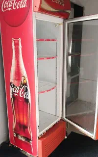 یخچال اصل کوکاکولا