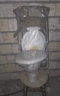 دستشویی فرنگی کاملا سالم نو نو