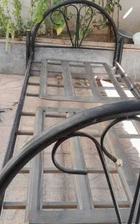 تخت خواب فلزی