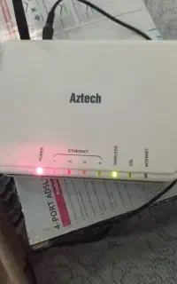 دو عدد وای فای یکی TP-LINK یکی Aztech