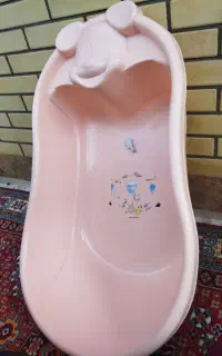 تشت کودک در حد نو مناسب سیسمونی