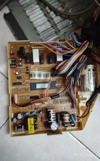 تعمیرات حرفه‌ای و تخصصی انواع یخچال‌فریزر و ساید