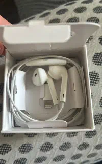 هندزفری سیمی اپل اصل(earpods)