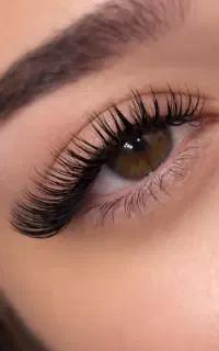 متخصص اکستنشن مژه