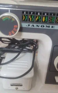 چرخ خیاطی ژانومه نونو خانگی