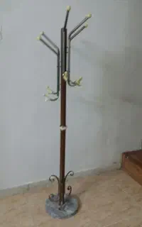 آویز لباس