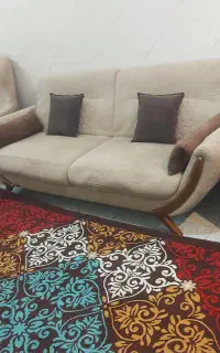 مبل راحتی ۷نفره همراه بامیز