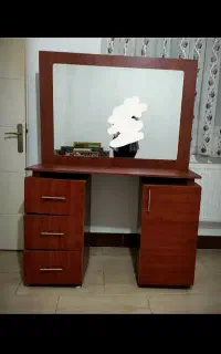 میز آرایش