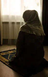 نماز قضا وروزه و قرآن برای اموات پذیرفته می‌شود