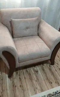 مبل ۷نفره درحد خیلی خیلی نو میباشد