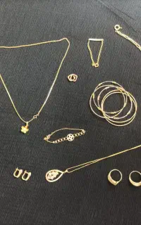 طلا 200بالای تابلو