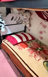 تخت دو طبقه