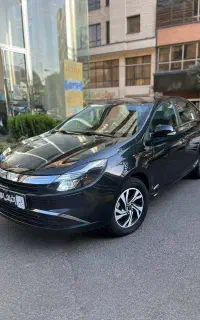 کی ام سی ایگل سفید مشکی