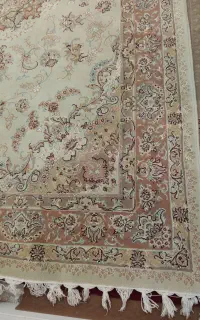 یک جفت  فرش شش متری 700شانه در مهدیشهر