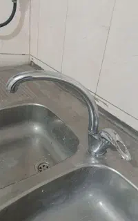 سینک و شیر