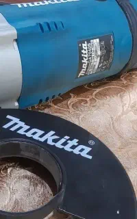 سنگ فرز ماکیتا مدل GA7040S
