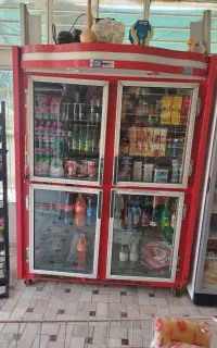یخچال مغازه 4دره دودر بالا و 2در پایین
