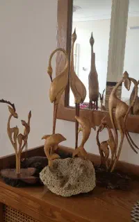مجسمه چوبی
