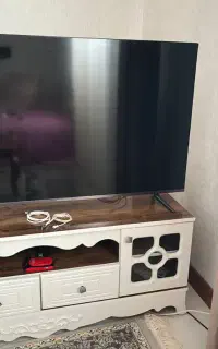 تلویزیون led 4k ۵۰ اینچ دوو صفحه شکسته
