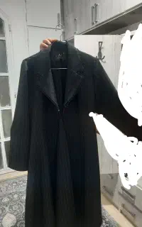 یک عدد مانتو زنانه سایز ۴