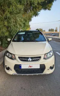 کوئیک R مدل ۱۴۰۱ فابریک و خاص