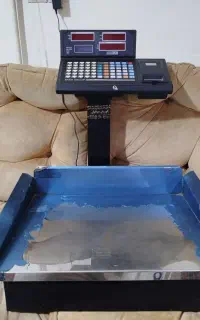 ترازو در حد نو
