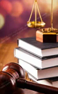 وکیل پایه یک دادگستری