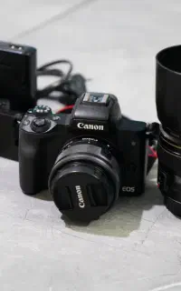 کنون m 50 مارک 2 به همراه لنز اضافه