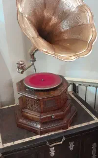 گرامافون هندلی قدیمی سالم