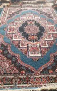 فرش نو دانه ۷ملیون. ۶ متری هست