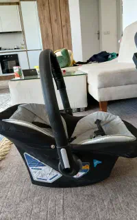 کریر کودک نو ( فقط چندساعت استفاده شده)