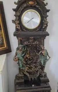 ساعت ایستاده آبنما