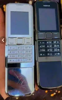 گوشی نوکیا۸۸۰۰