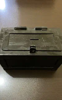 صندوق آهنی صدقات قلک