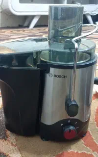 آبمیوه گیری بوش