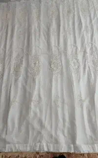 پرده سالم درحدنو بدون پارگی