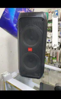 پارتی باکس ۶۵۰