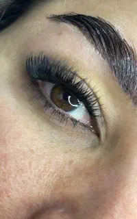 آموزش کاشت مژه و لیفت و لمینت ابرو و مژه