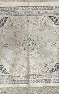 روبالشتی و پارچه
