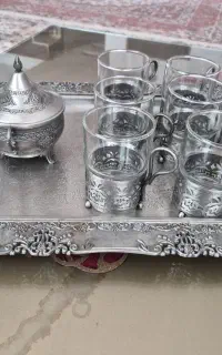 یک دست استکان پایه دار به همراه قندان و سینی