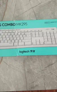 ست کیبورد و موس وایرلس لاجیتک سایلنت k295