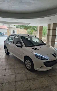 پژو 207 مدل 1401 مشابه صفر کم کار فرمان برقی