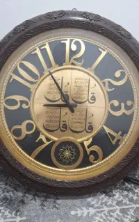 ساعت دیواری