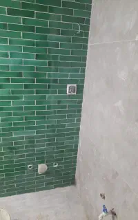 کاشی کاری   بصورت چسبی نصب کمپارس ماربل ترمو