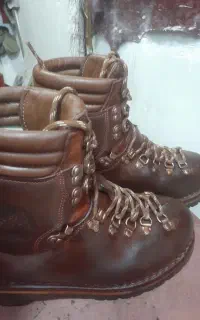 کفش کوهنوردی سایز ۴۱و۴۲
