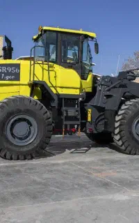 فروش ویژه لودر SR956 سپاهان ماشین رهیار