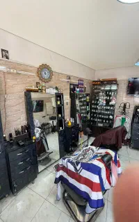 فروش دکور آرایشگاه مردانه