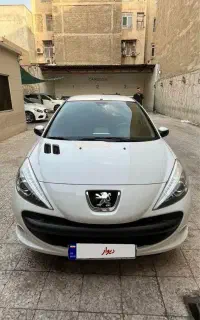 پژو۲۰۷مدل۹۰در حد مدل بالا کم کار