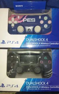 دسته ps4 در حد نو