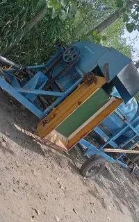 کمباین بادام زمینی